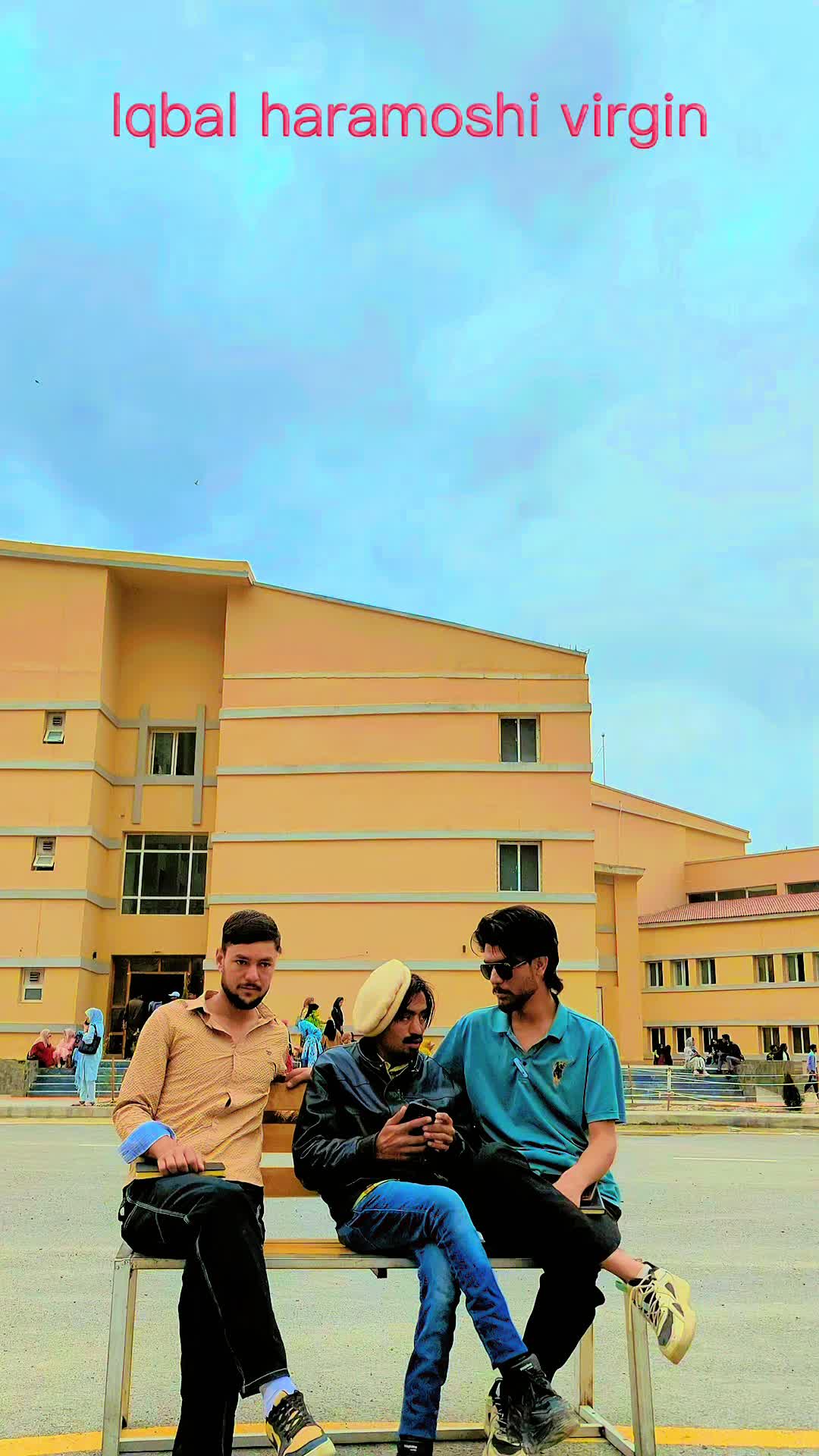 @Mr_GuRu03🤩