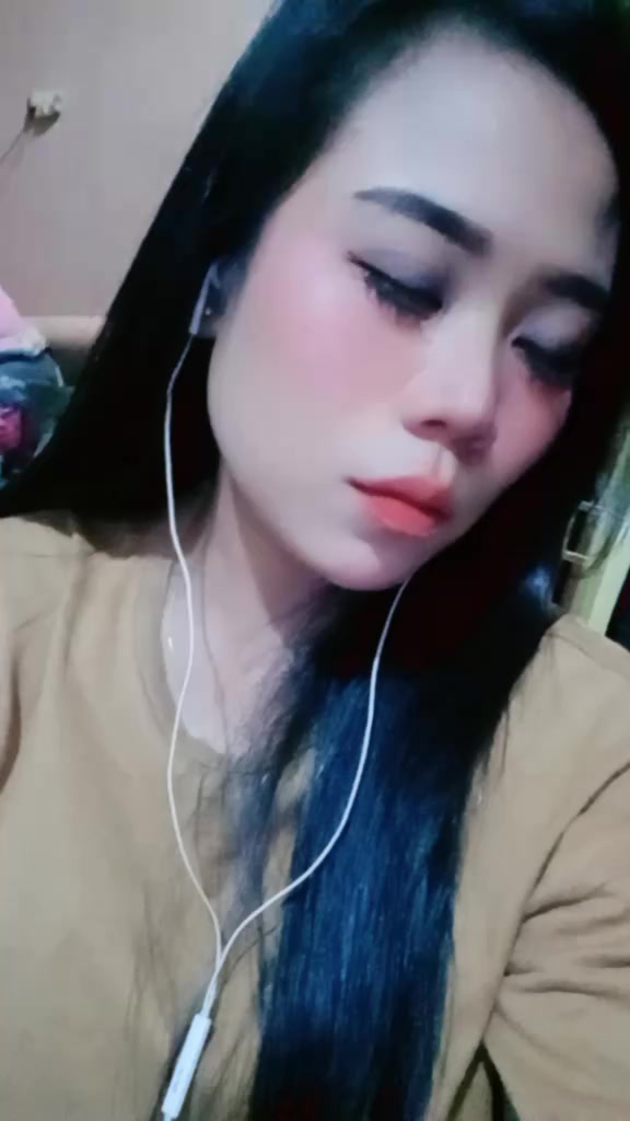@dezie_cepell