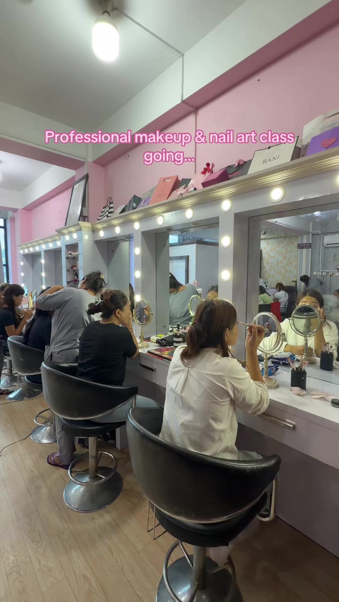 @CHHAYAMAKEUPSTUDIO