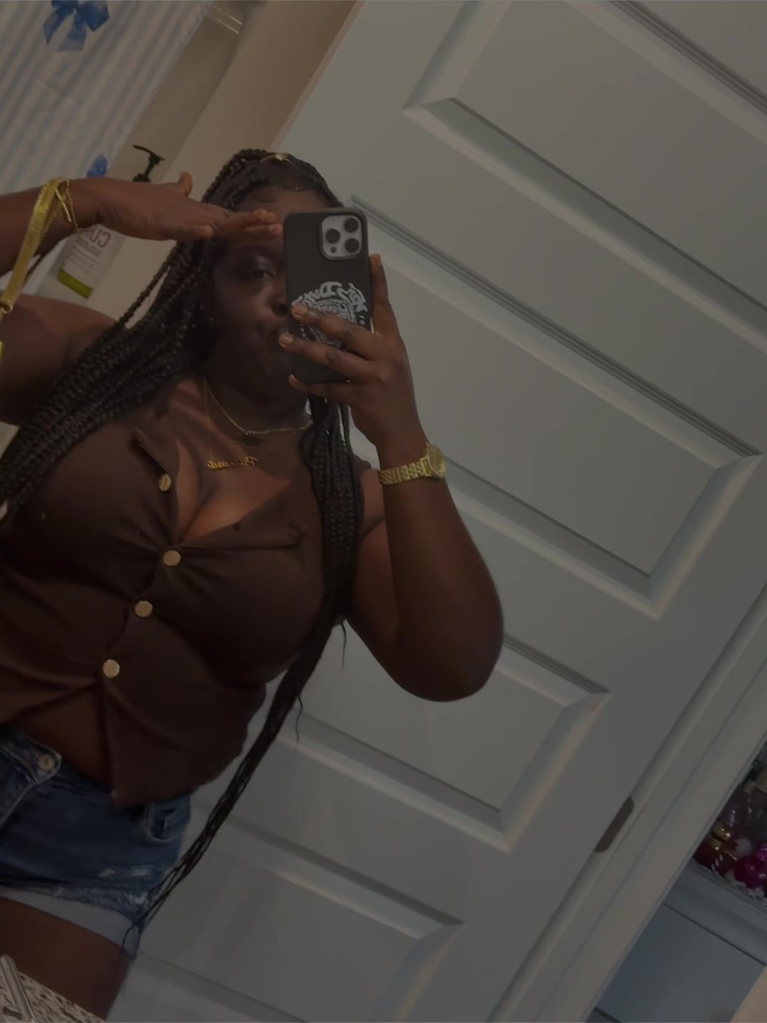 @ƈɧɛ۷ıŋą🎀🖤