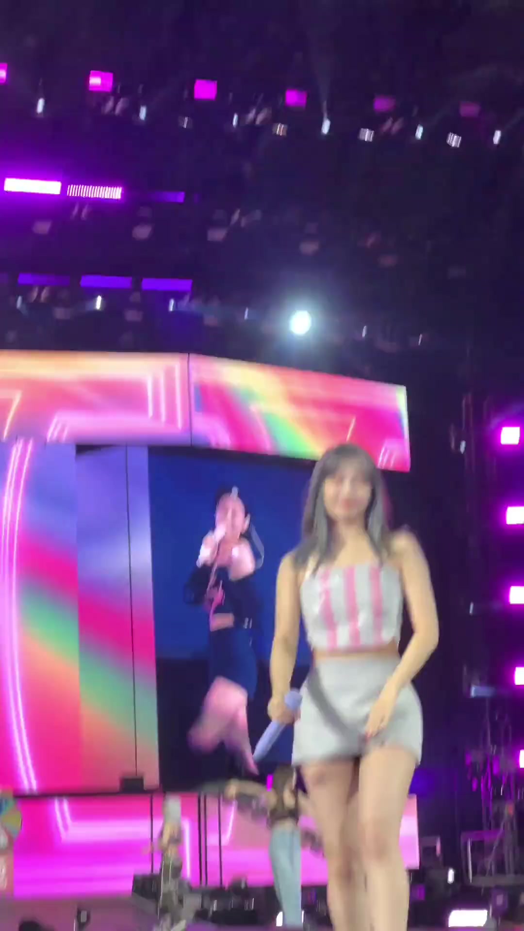 @𝐌𝐨𝐦𝐨𝐫𝐢𝐧_