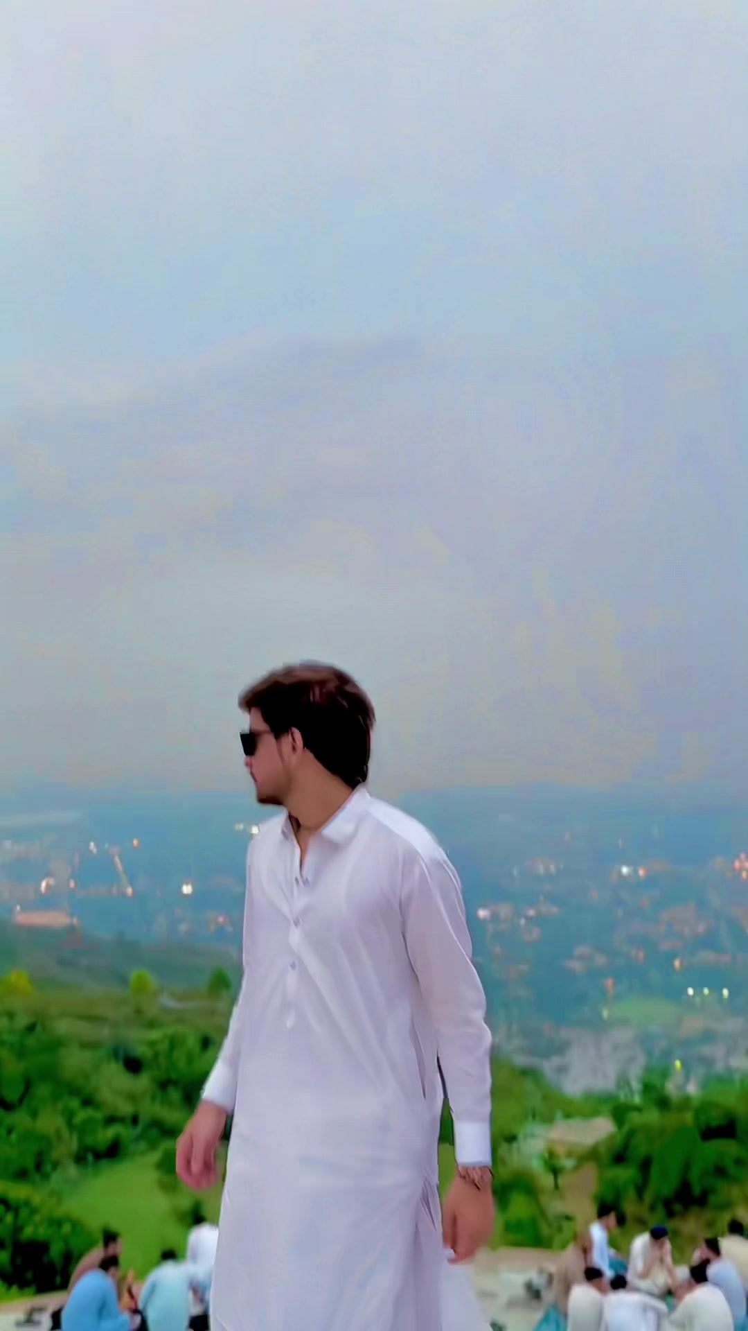 @✔️☀𝑀𝑎𝑙𝑖𝑘 𝑈𝑚𝑎𝑟☀🦅