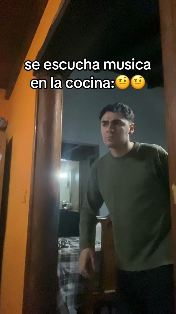 @JulianZ
