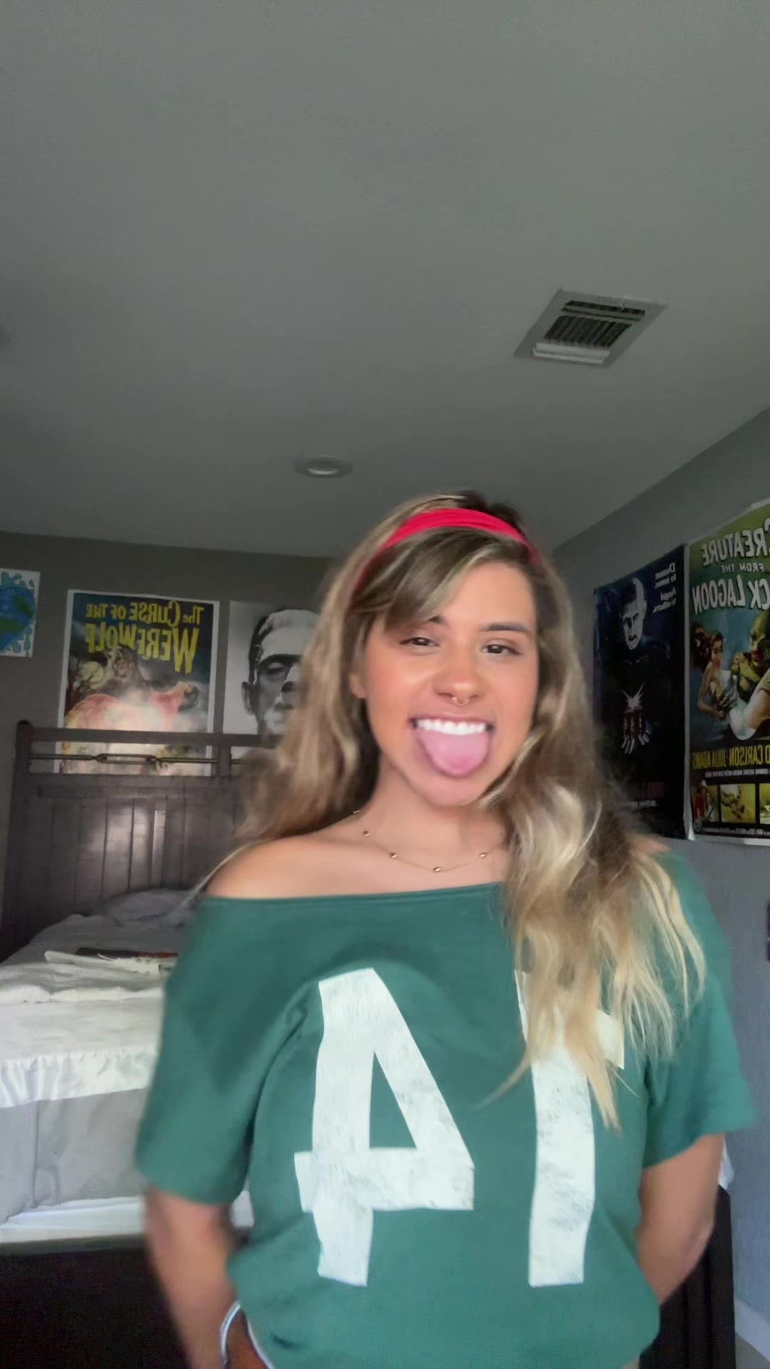 @Jariii
