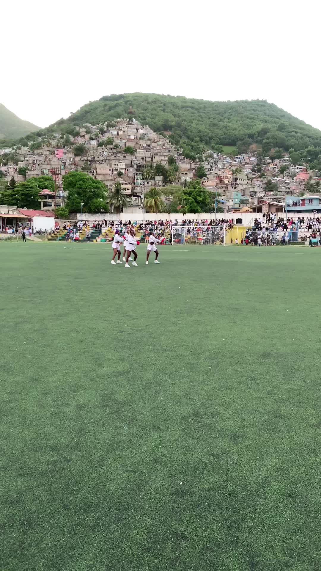 @D&egrave;nyel&egrave;_promo18