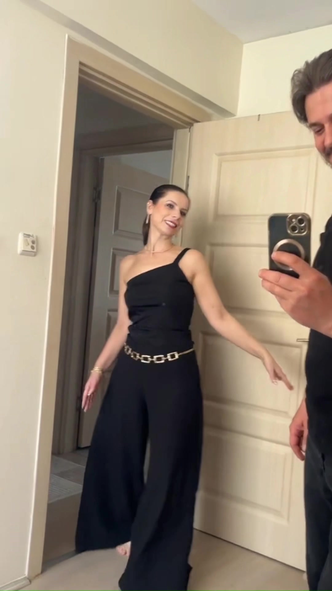 @senaycambazoglu