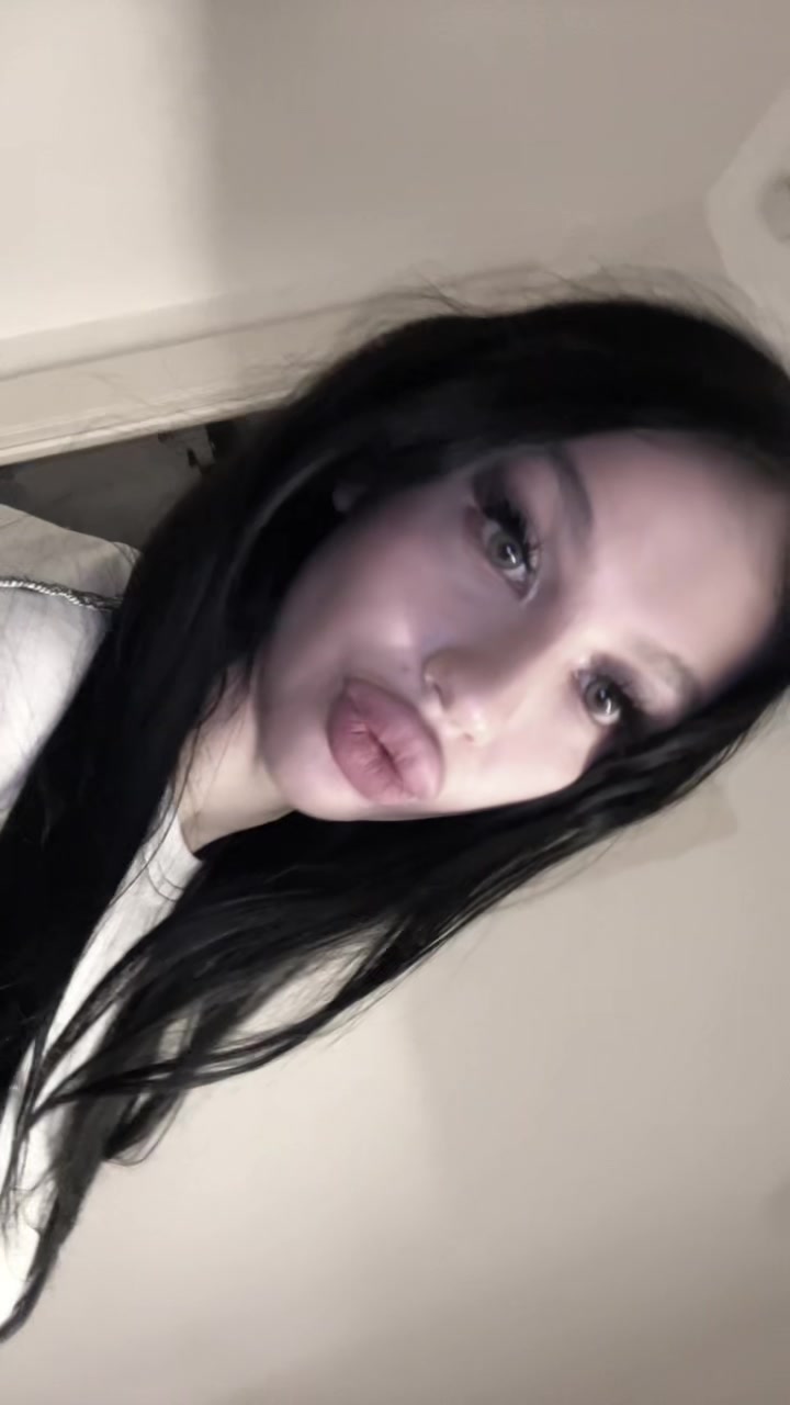 @Lolilol_l🍼