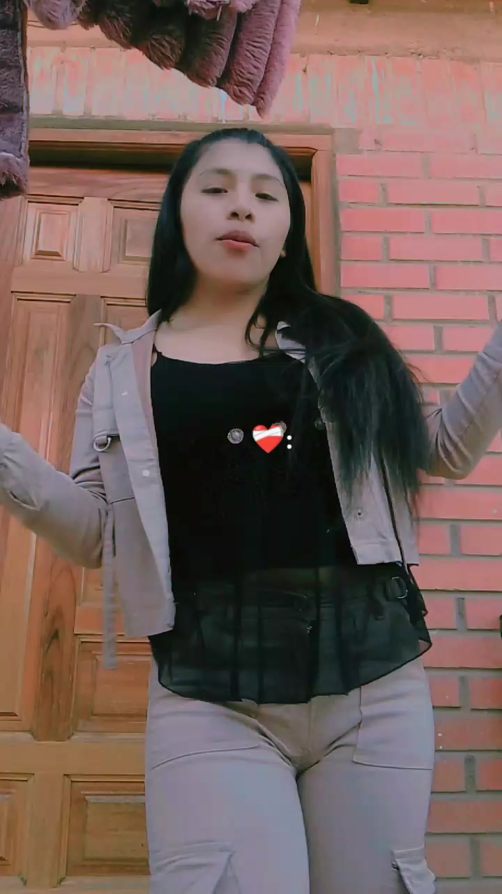 @*:・゚⫸ℬëllã⫷*:・゚