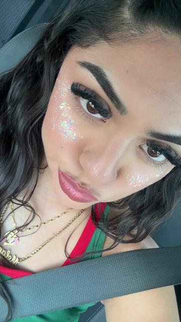 @👧