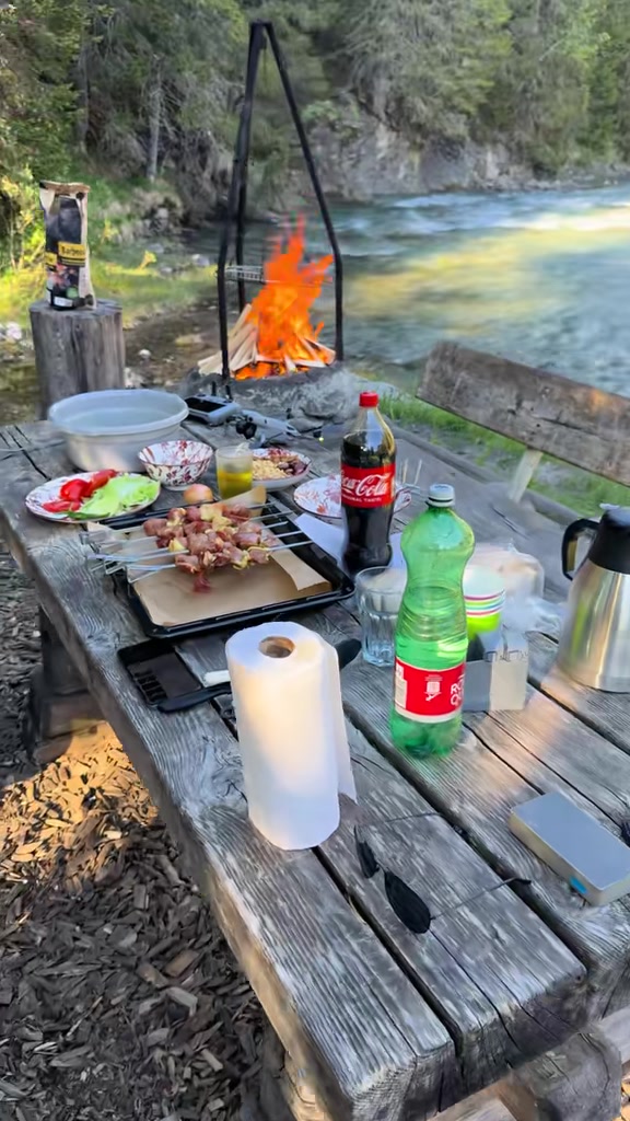 @𝑴𝒂𝒊𝒓𝒂𝒋 𝑲𝒉𝒂𝒏 ❤️🧿🥂