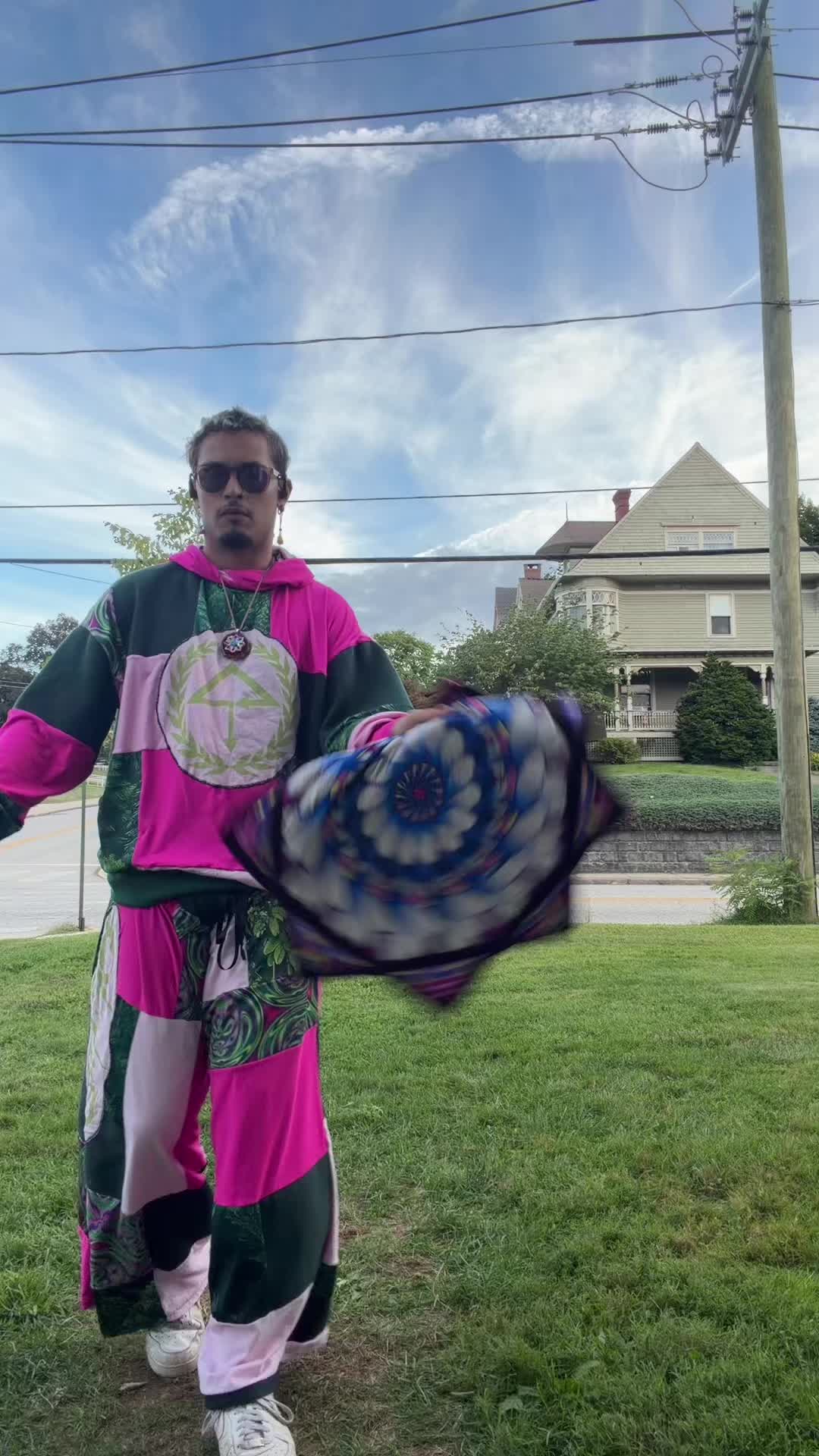 @SideQuestCarlito