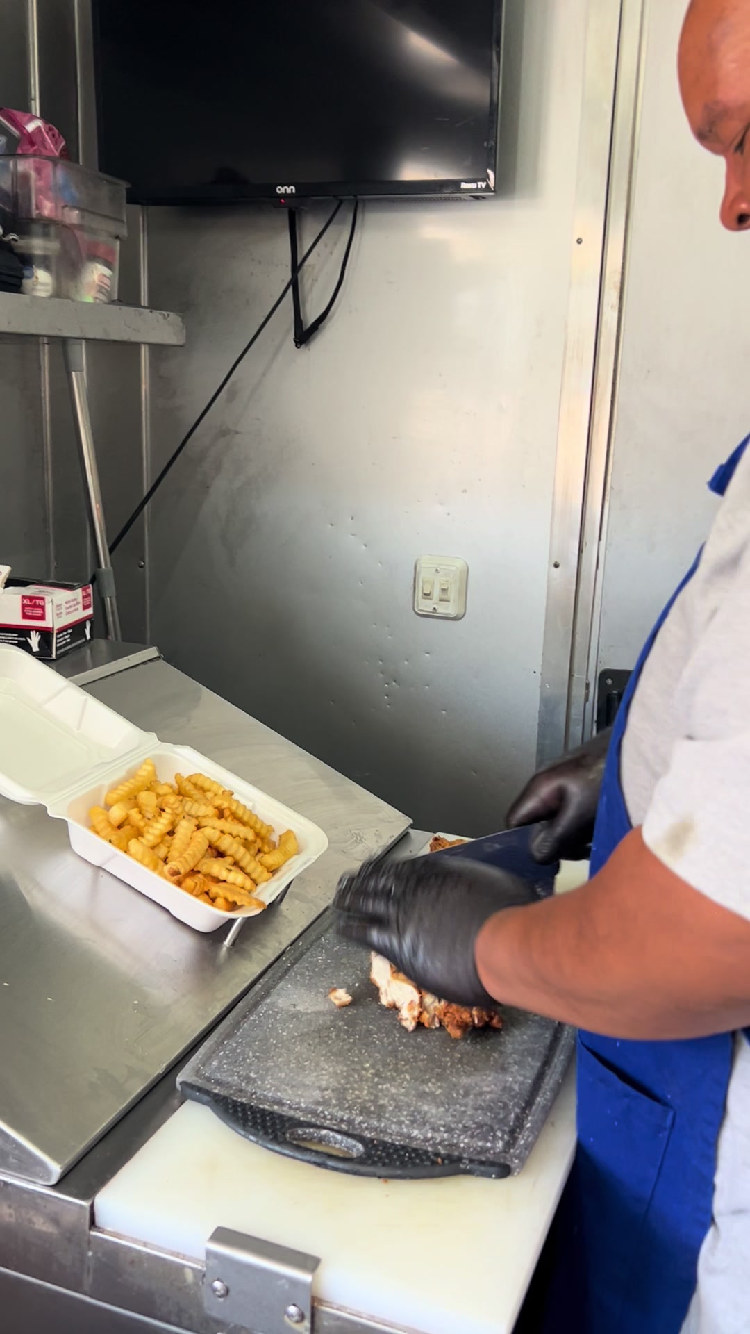 @What&rsquo;s Crackin Brunch Truck