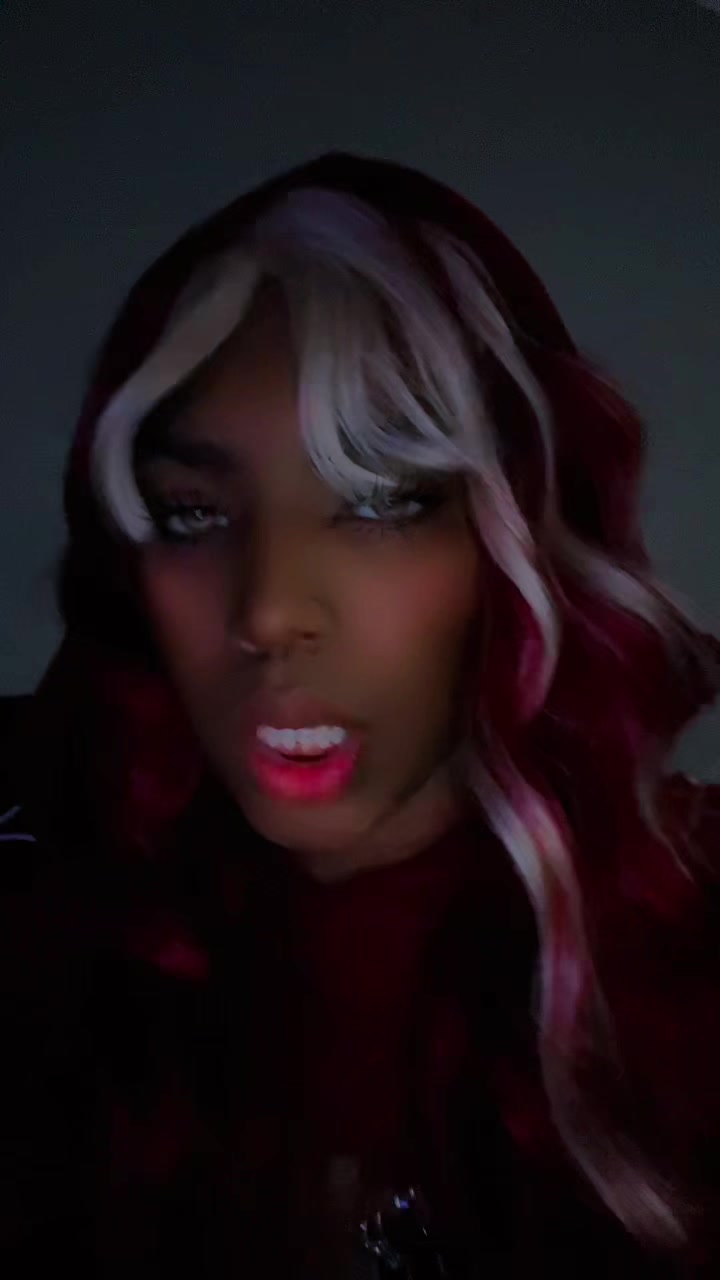 @laika.novarin