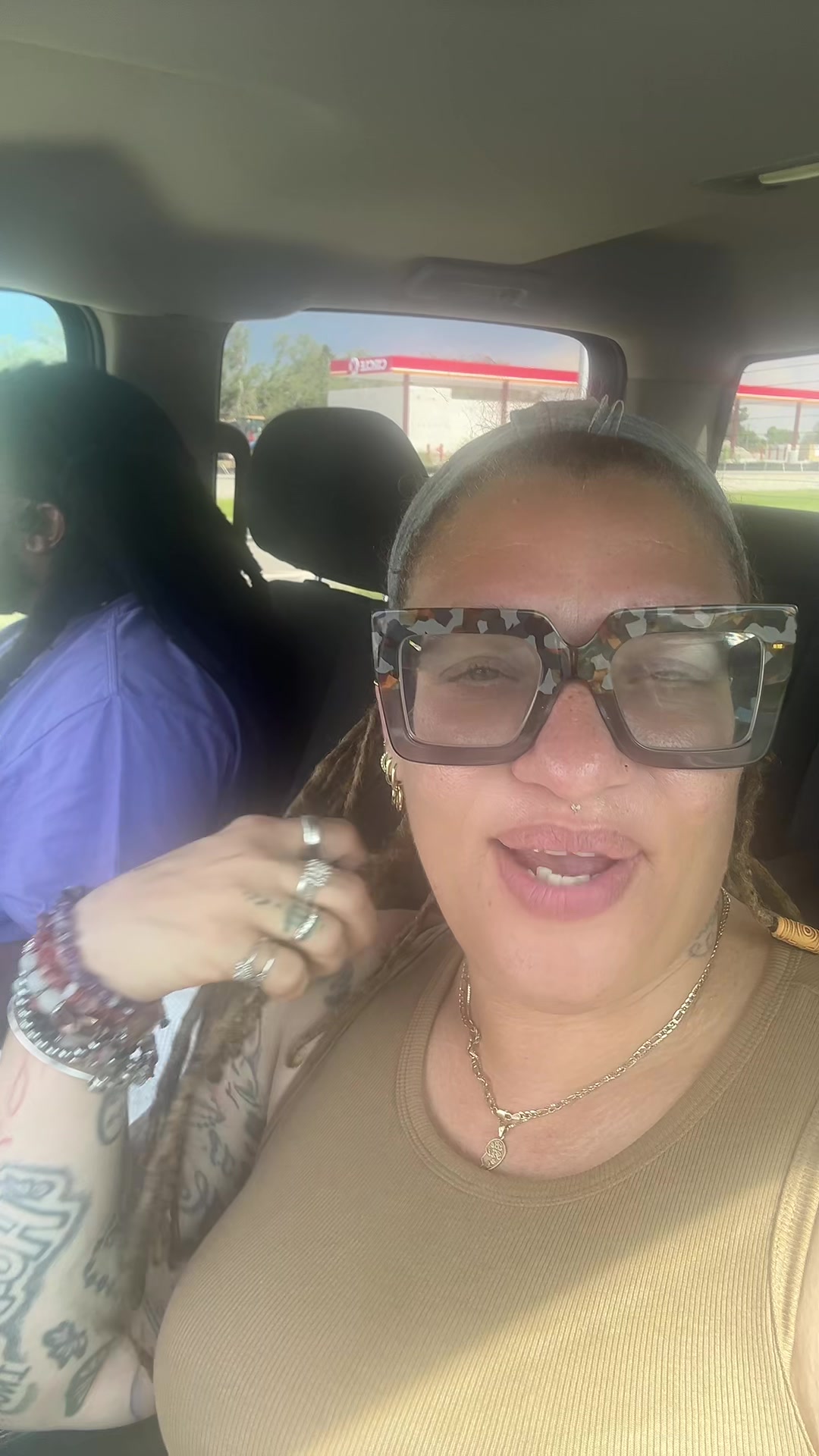 @Lisa FineasWine W