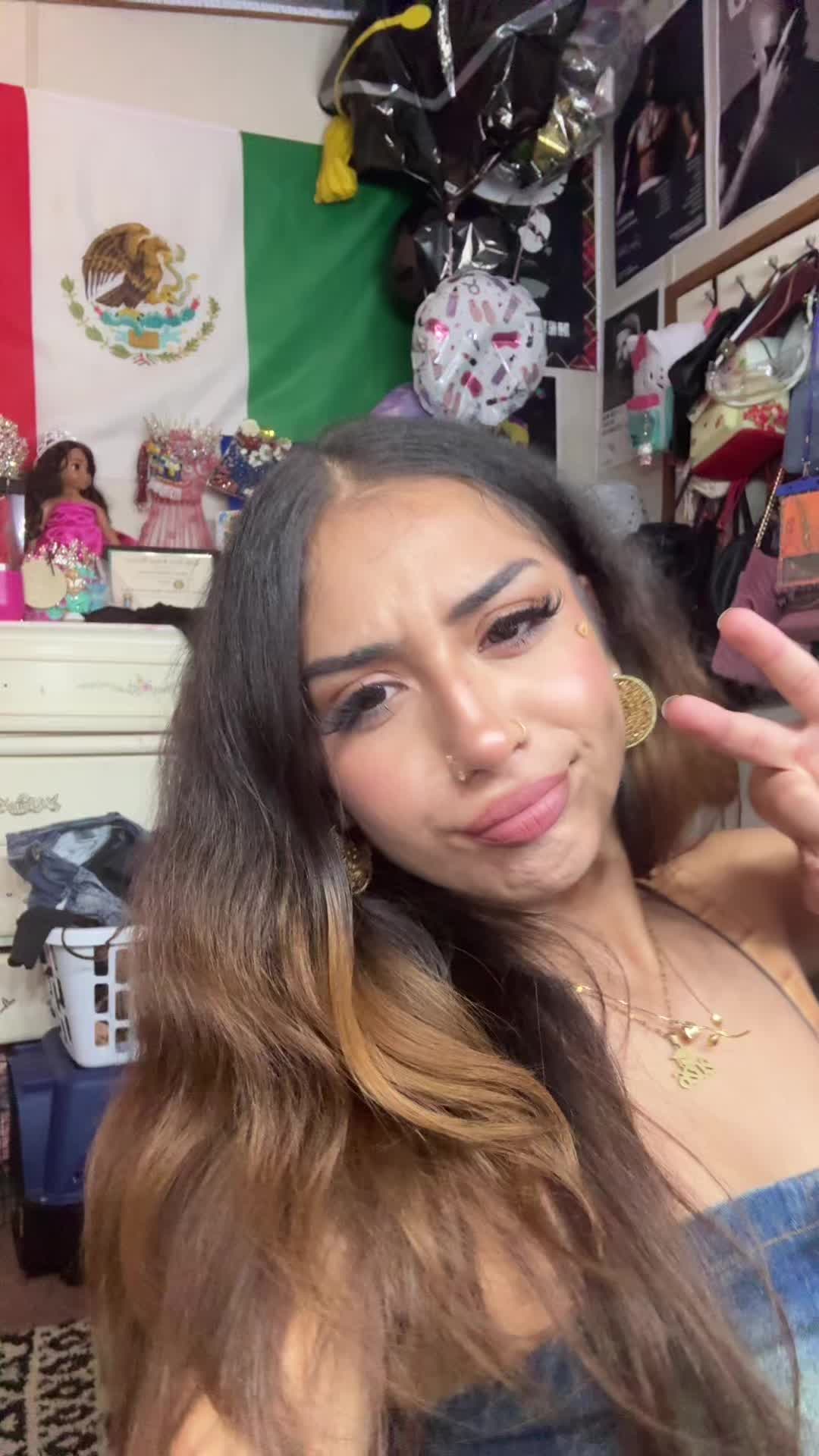 @jasminee😻
