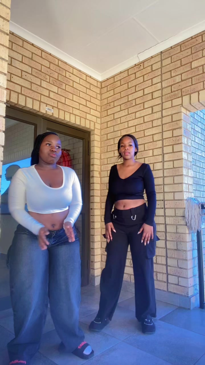 @Sphumelele. N