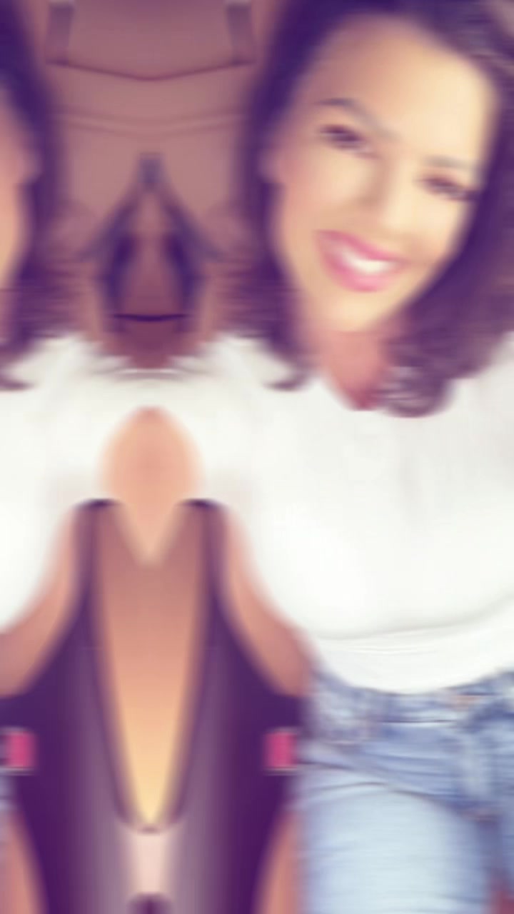 @rebeccanoel22