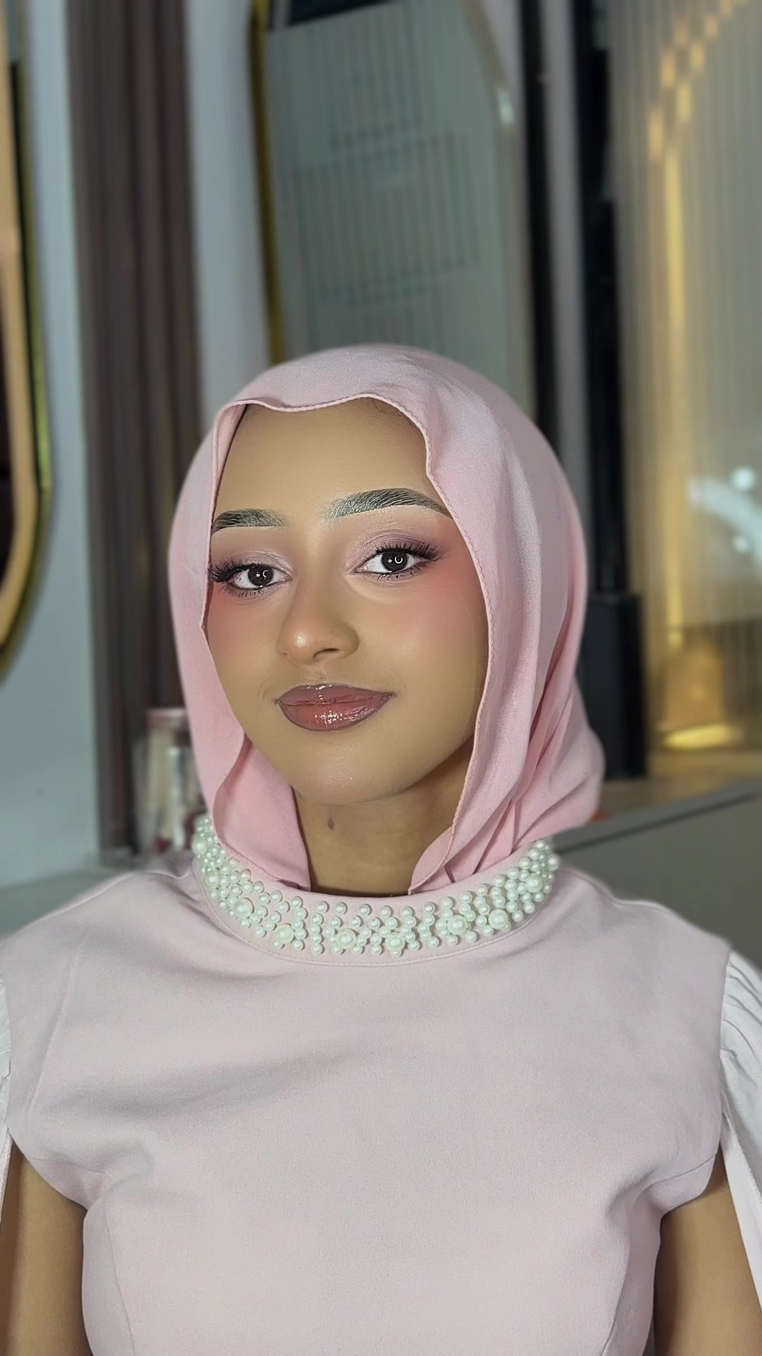 @GLOWUP MAKEUP STUDIO