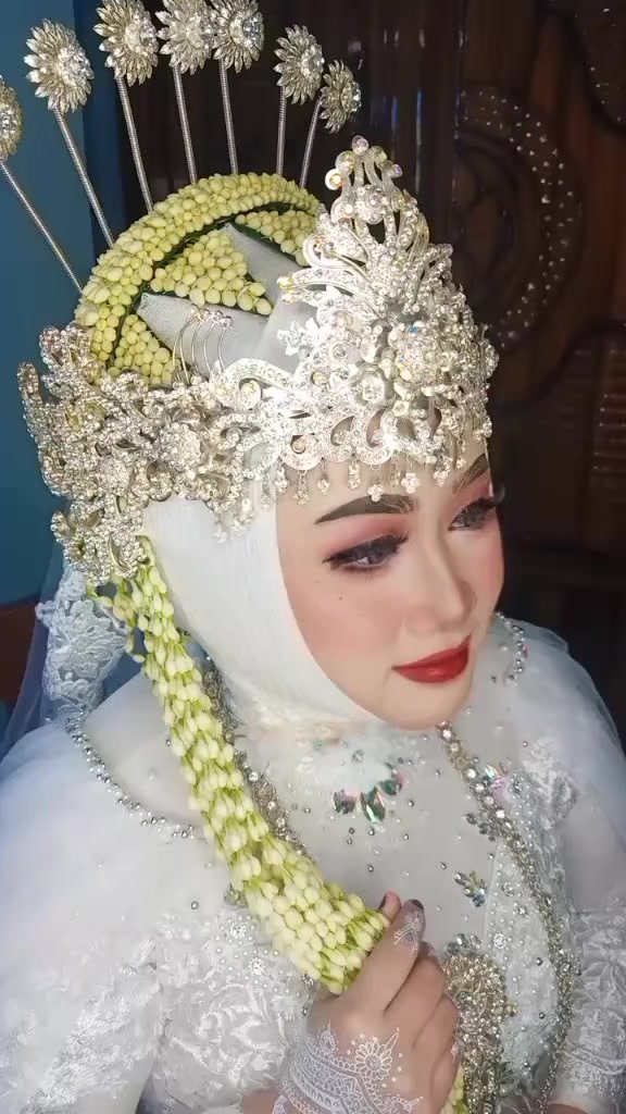 @Dewi Adinda Rias