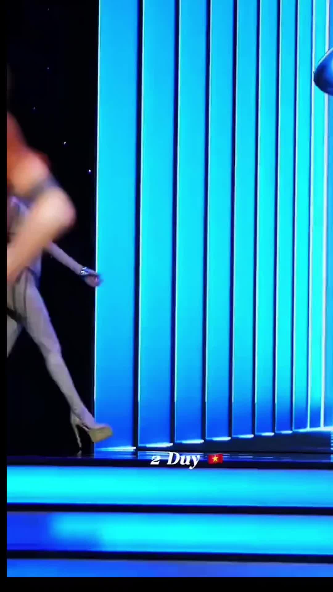 @𝑽𝑬𝑳𝑶𝑹𝑨