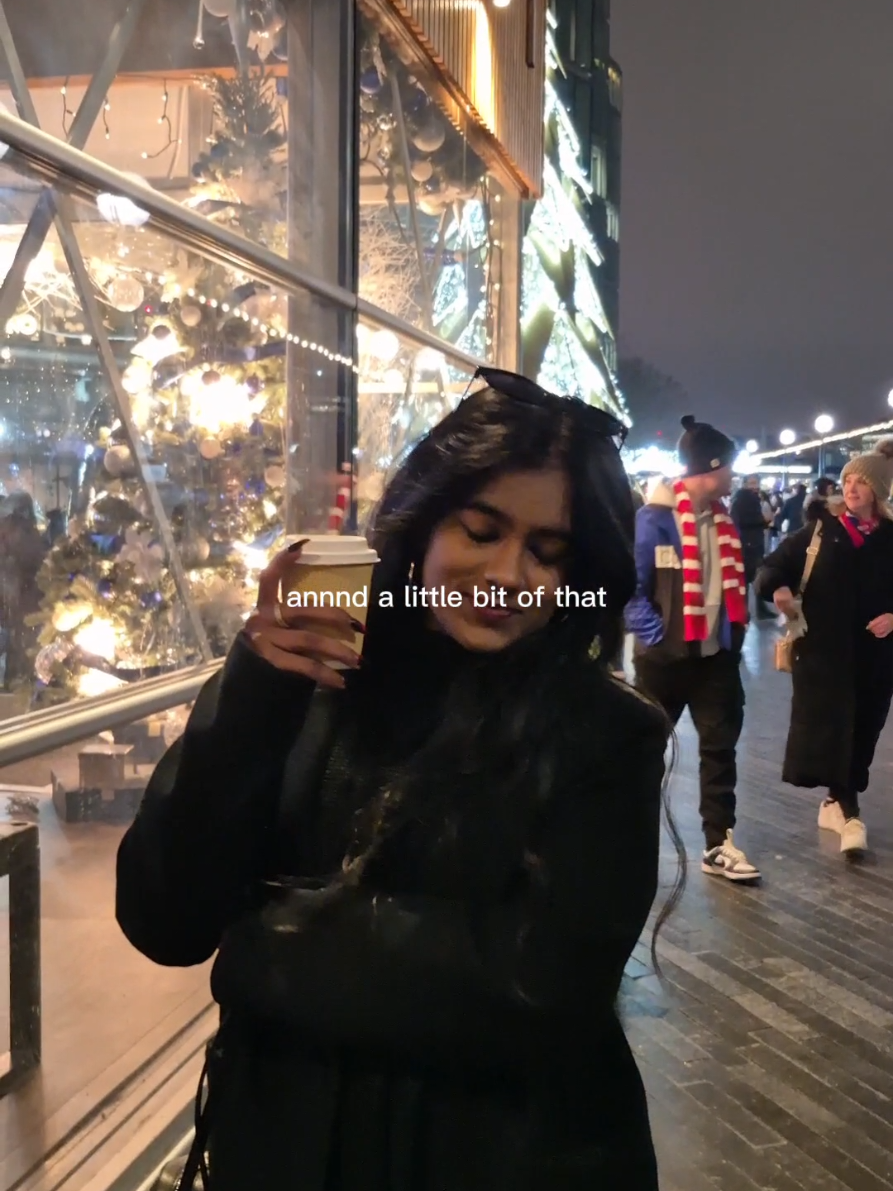 @itsvithia