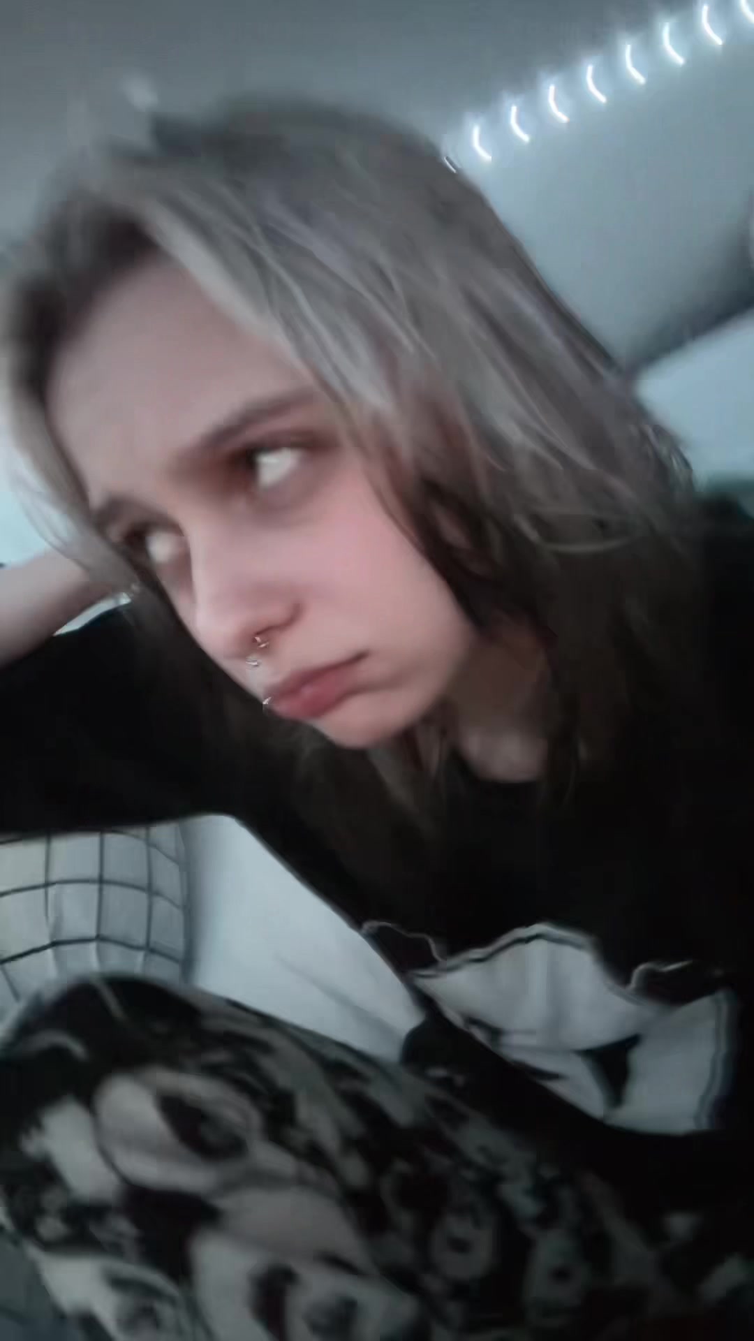 @llaluka🦑🐇