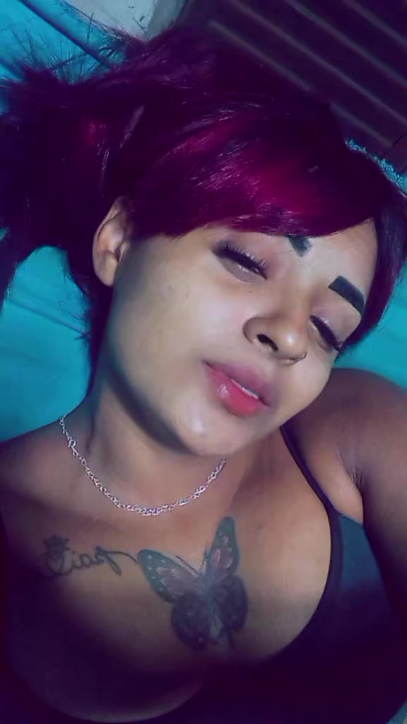 @MorenaCellya-🏳️&zwj;🌈✂️