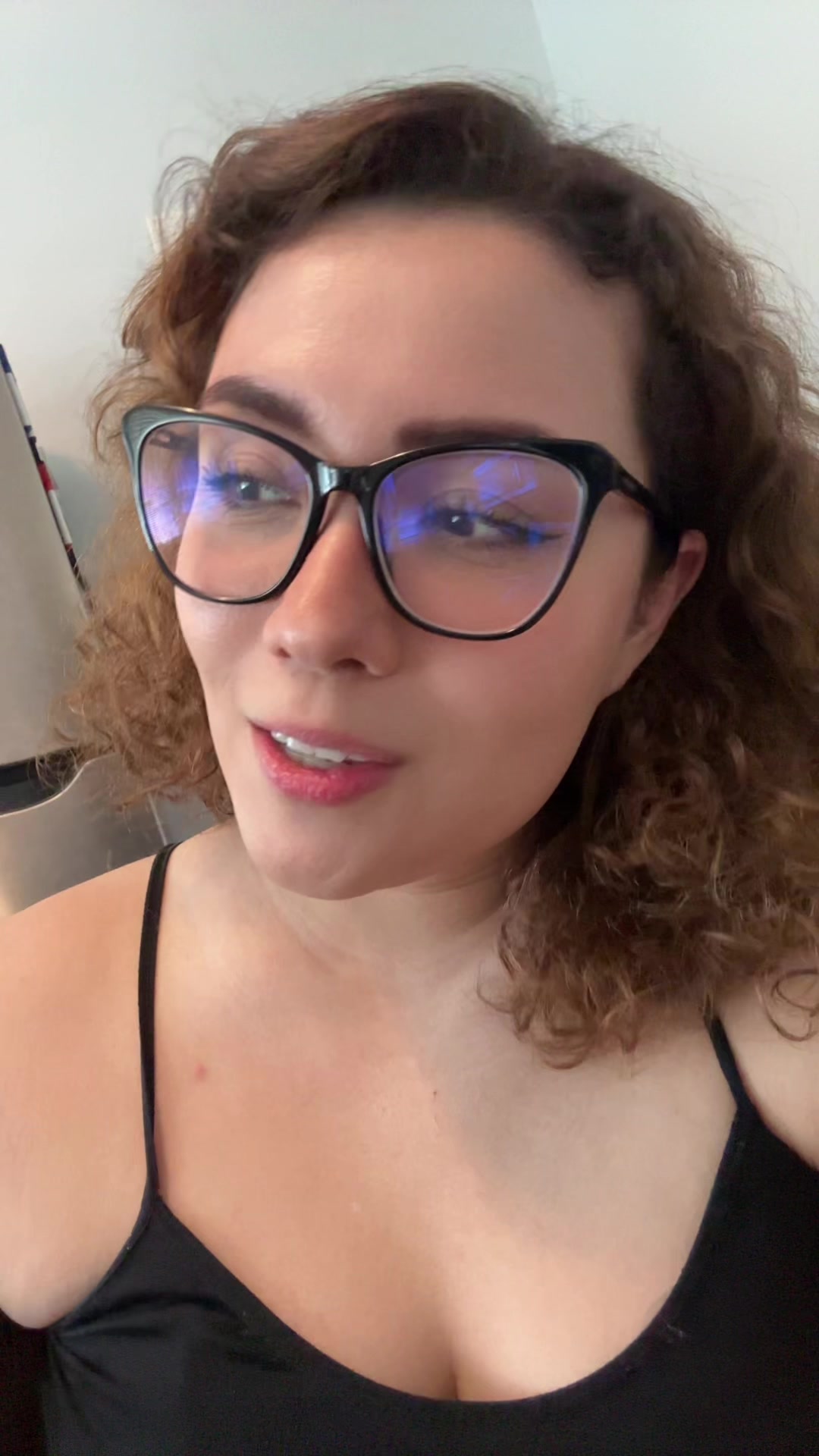 @Moni_Larios