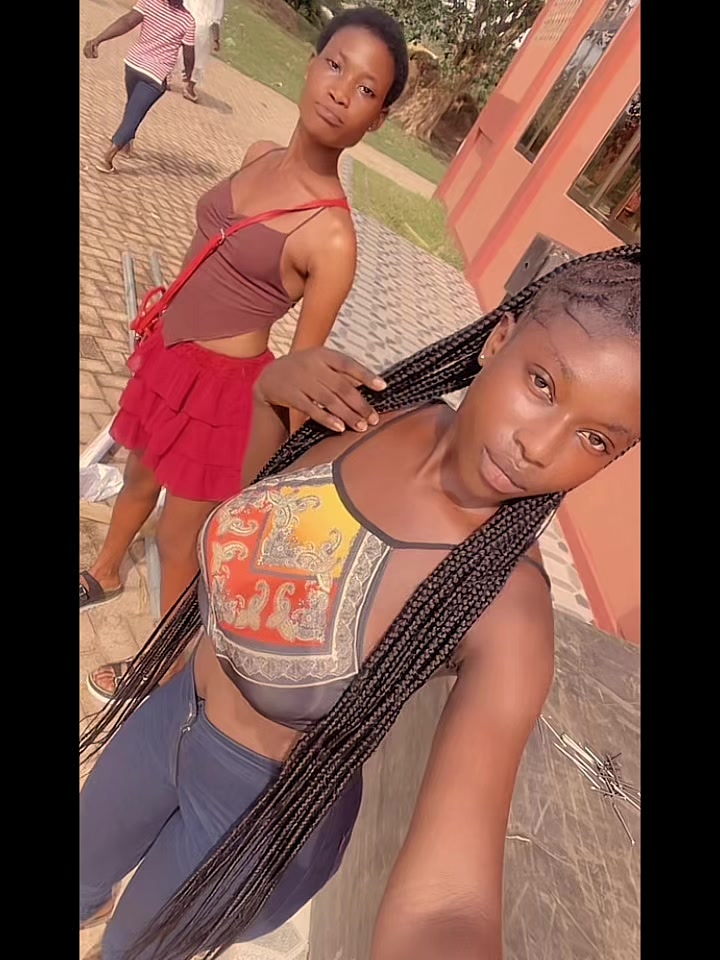 @Miss🤭 Romantic 💐