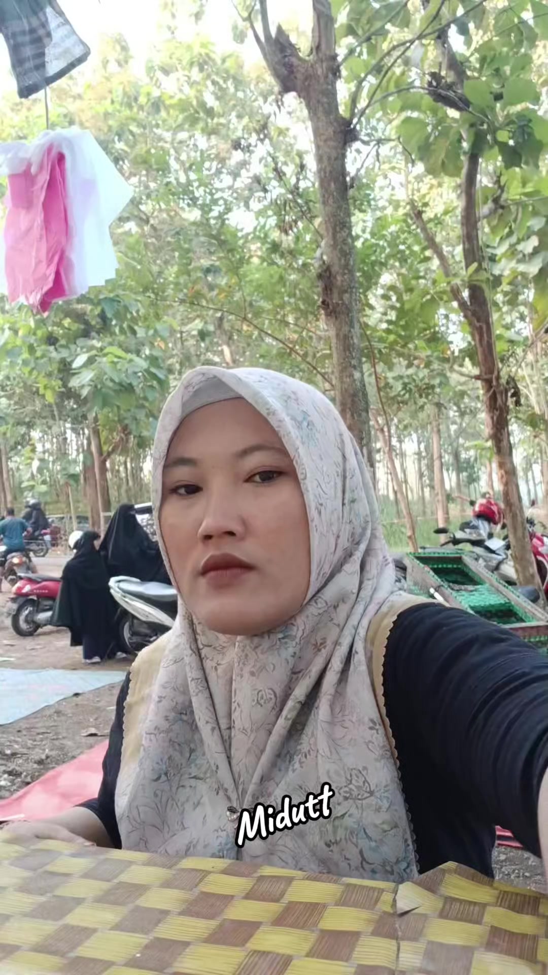 @Midutt