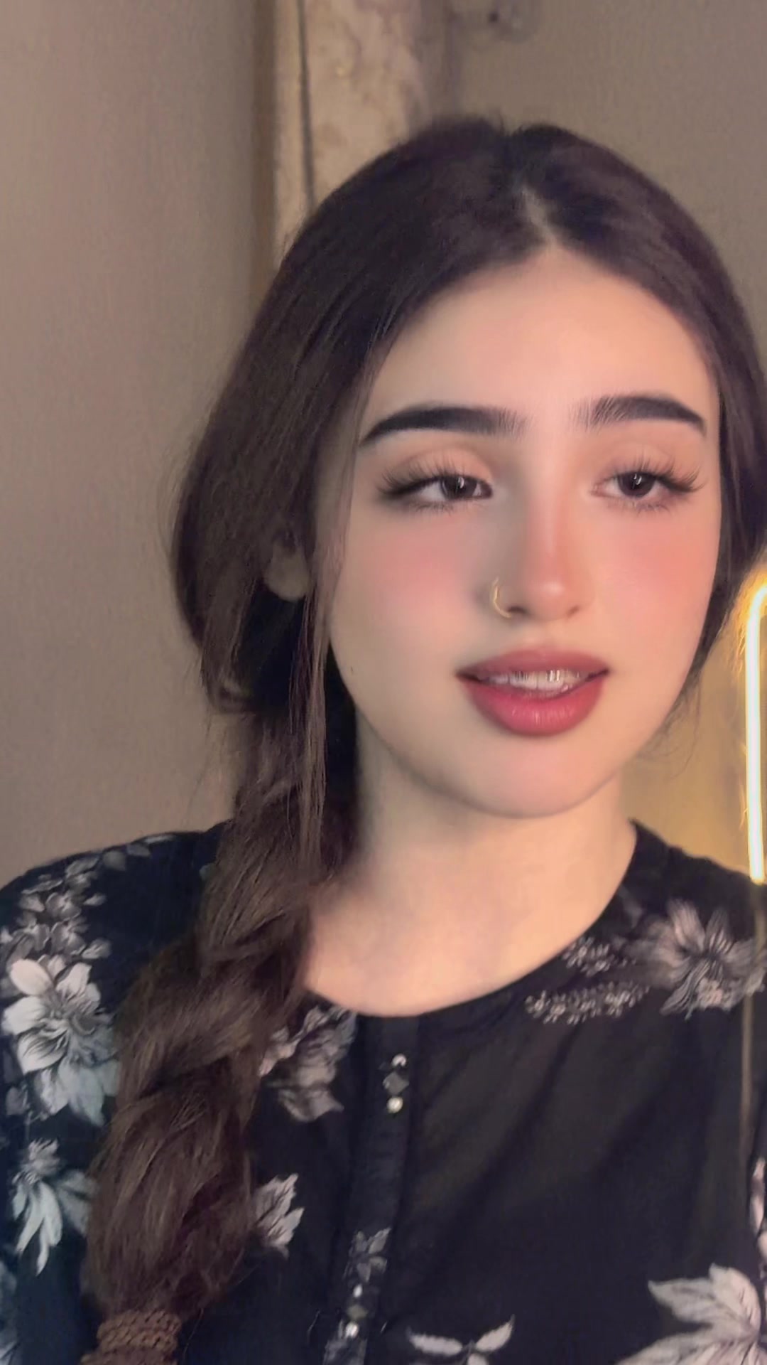 @Sona 🦋