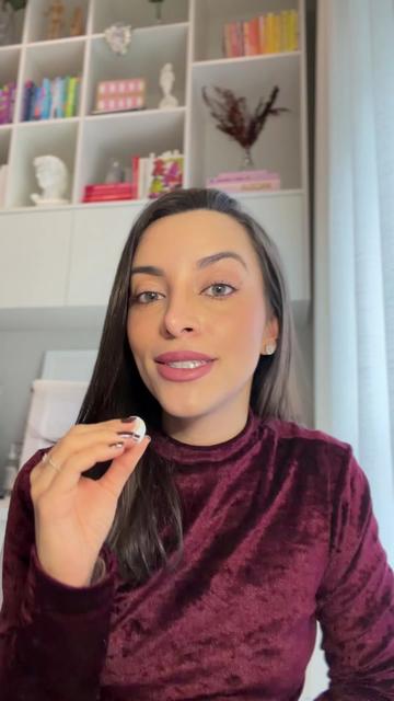 @Dra Julia Vasconcellos