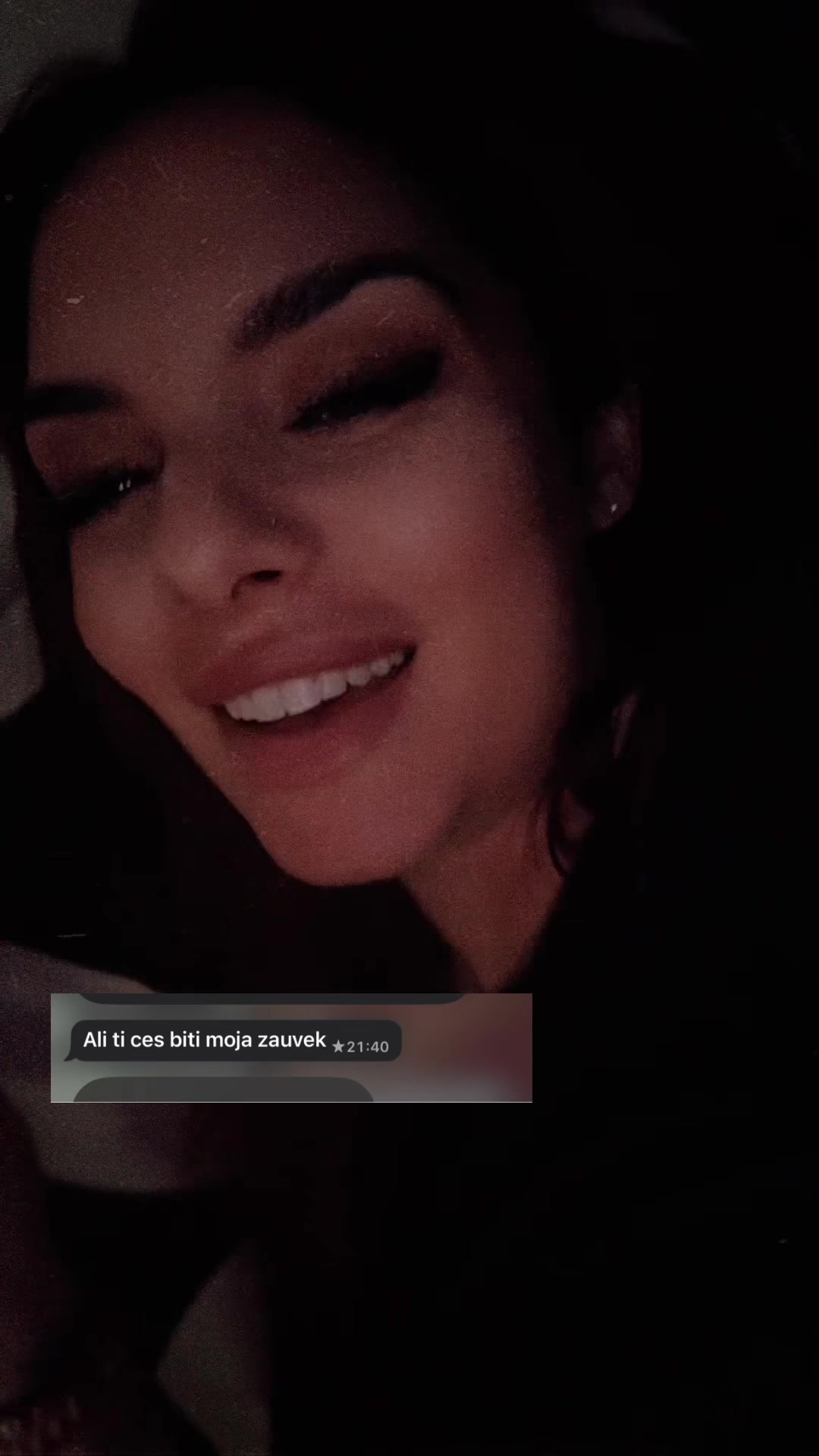 @_____mmoonnaa_____