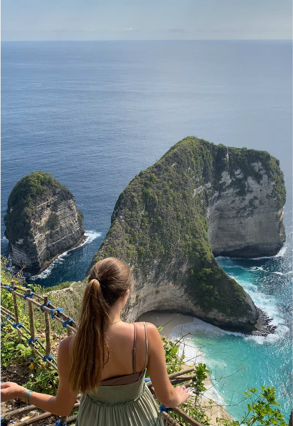 @Travel w Samantha+ugc