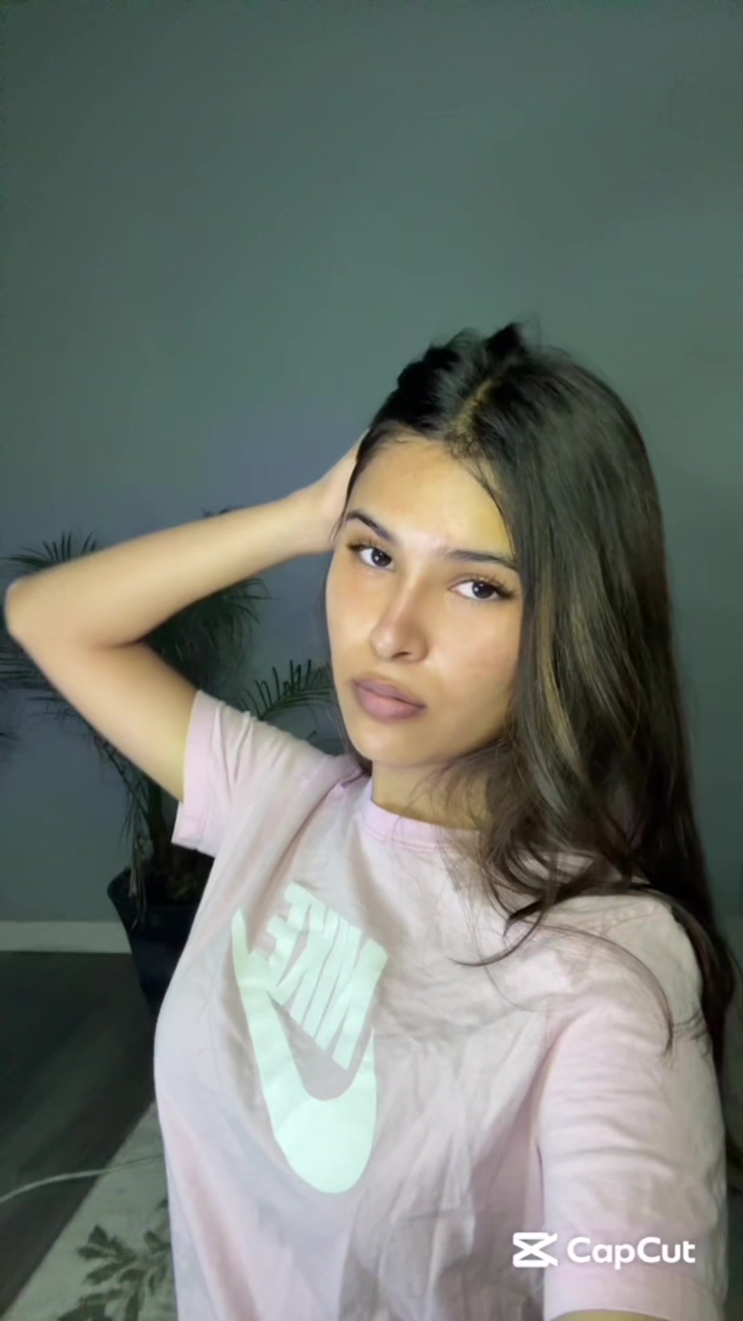 @Simran🖤
