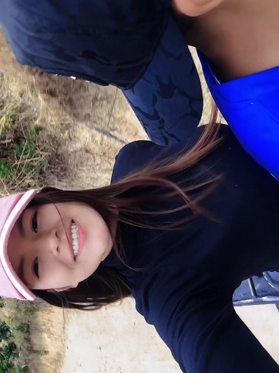 @Luna.
