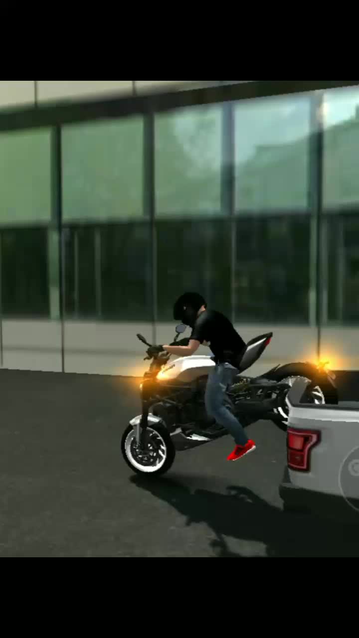 @M® Lûçk¥ ®¡D£®