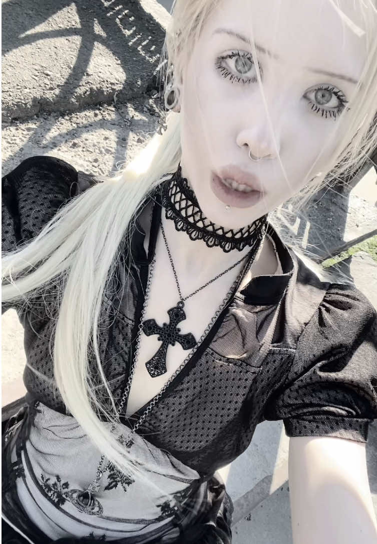 @♱⃓𝔡𝔞𝔪𝔫⚔︎𝔴𝔦𝔱𝔠𝔥𝔮♱⃓
