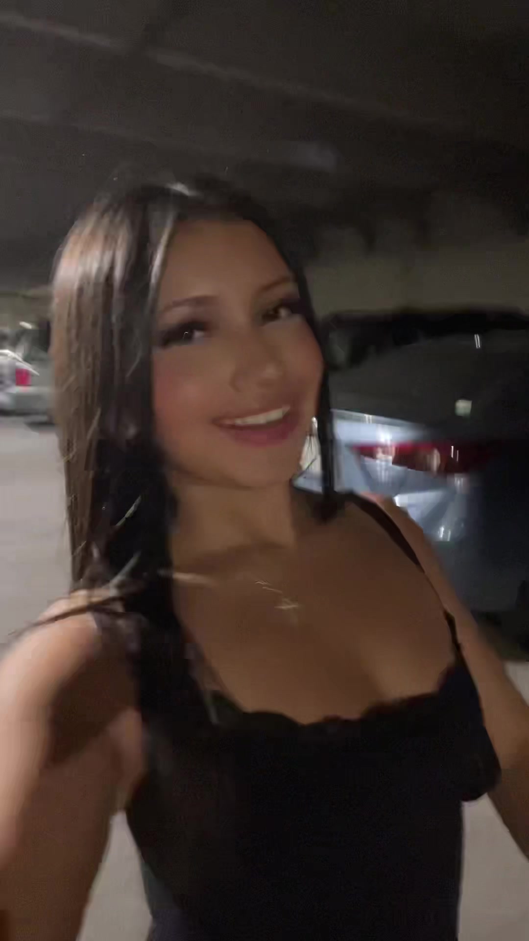 @yamila