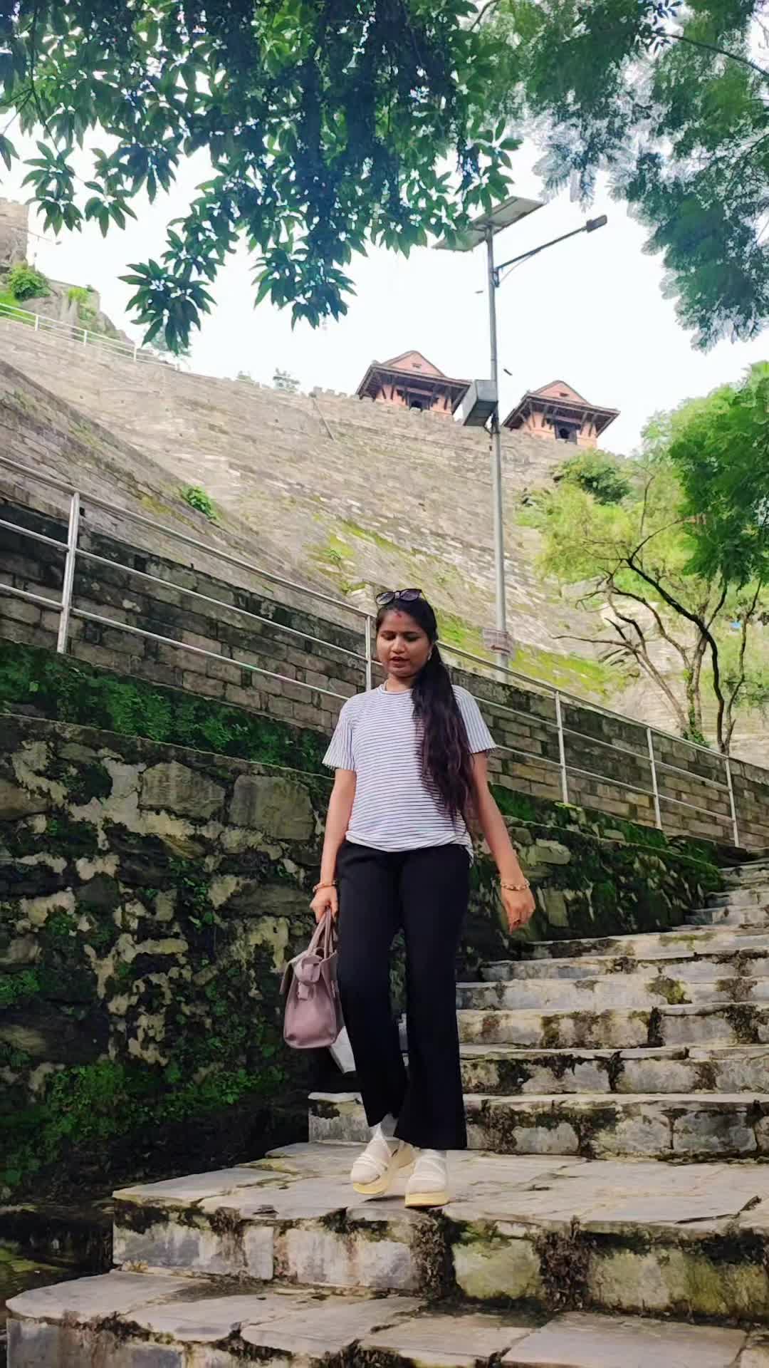 @Nilam Kushwaha🧿Dimple Queen🧿