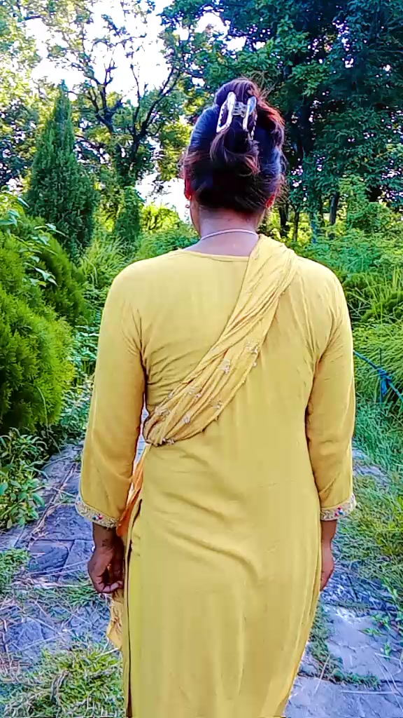 @Madhu_Ch🍂