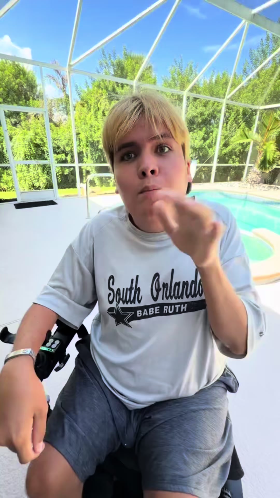 @MATTHEWW
