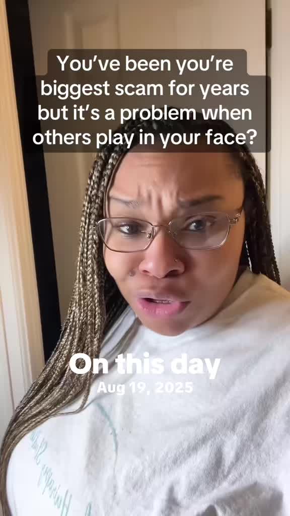 @VonMonique 🎀 Identity Coach