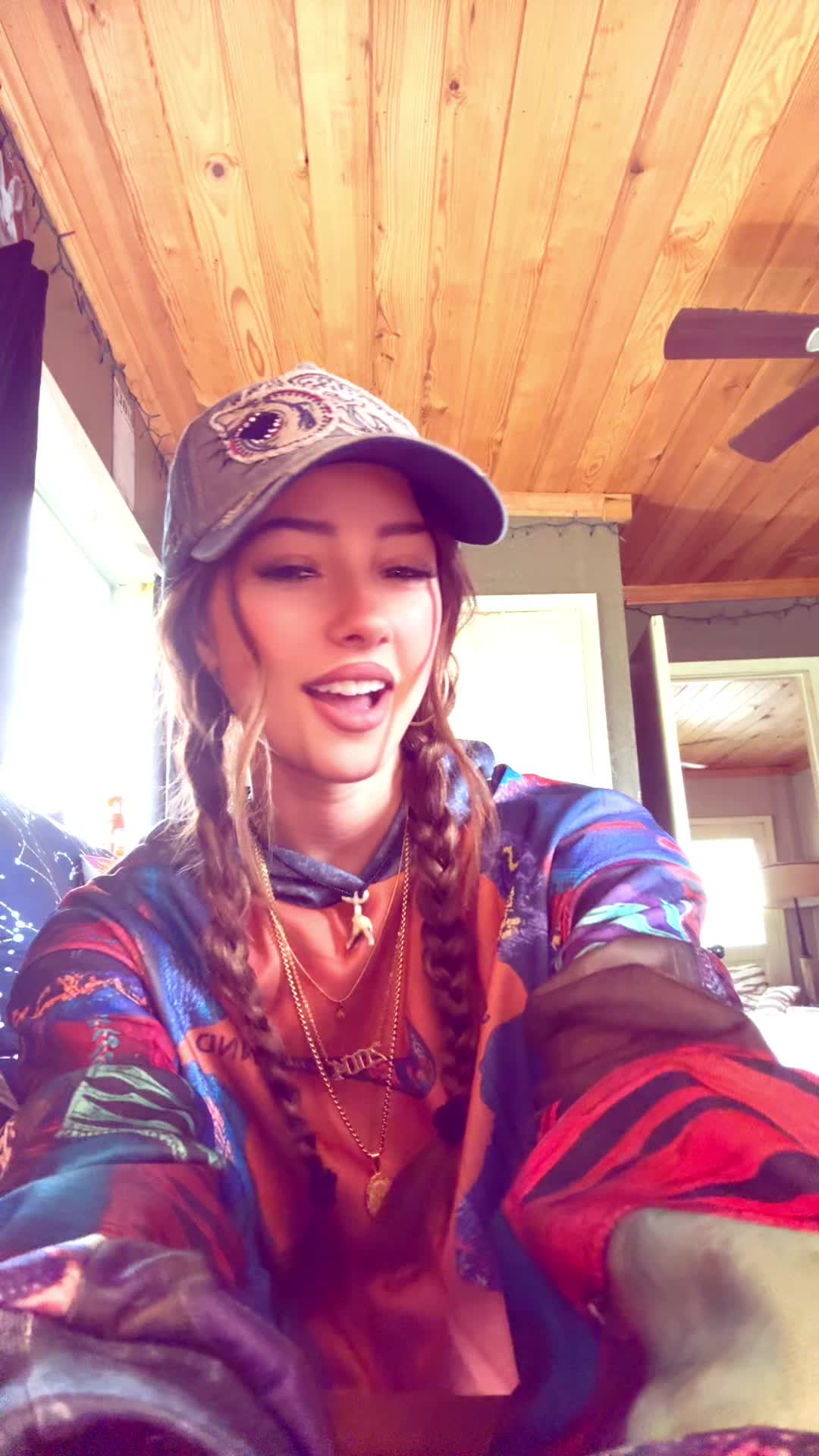 @haleyscomet19