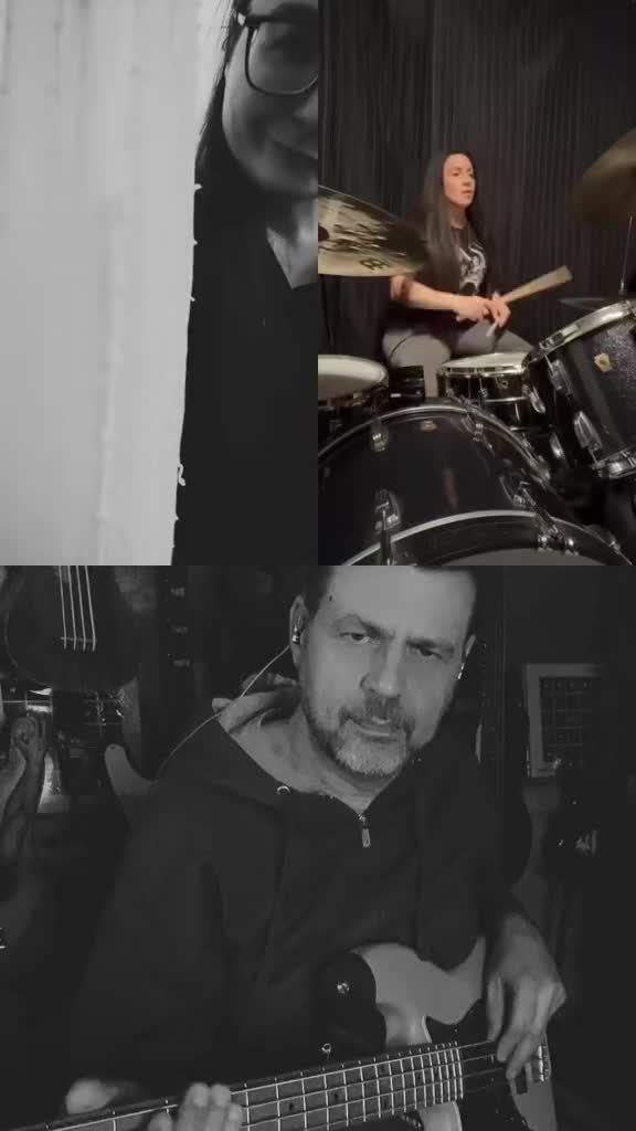 @Ron Plays Bass 🇨🇦🍁