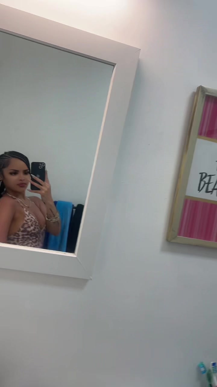 @therealnanadadoll