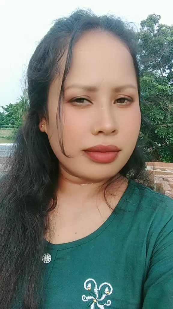 @ishika🌻🦋