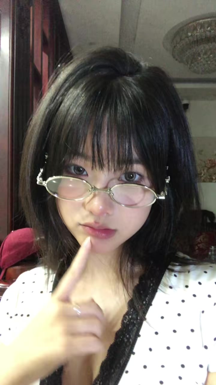 @huyen anh
