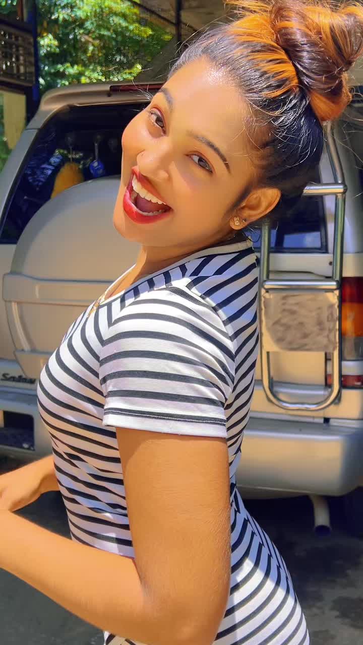 @♥️QUEEN BBH♥️ Nishu fashion🎀