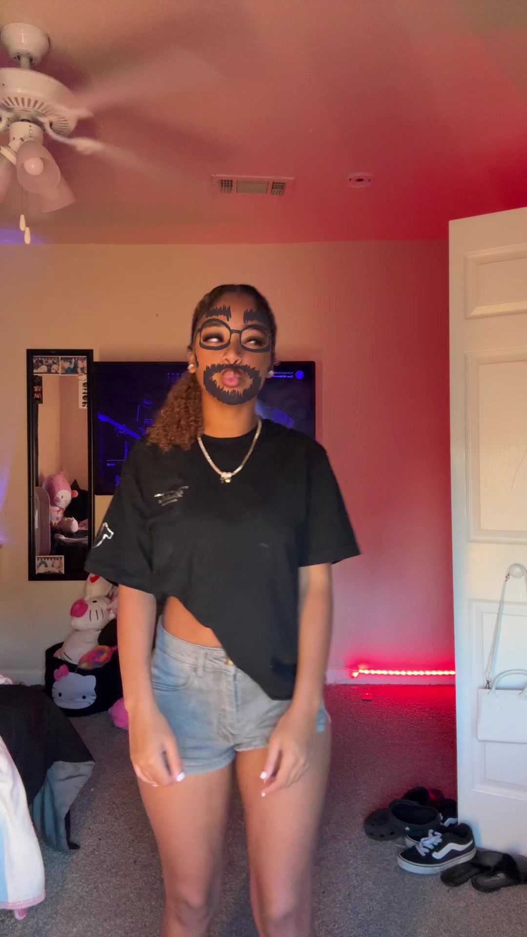 @¿ᴛᴏɴɪ?